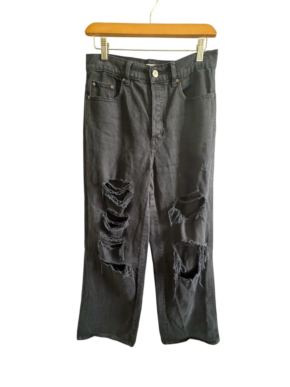 PacSun woman’s baggy jeans size 27